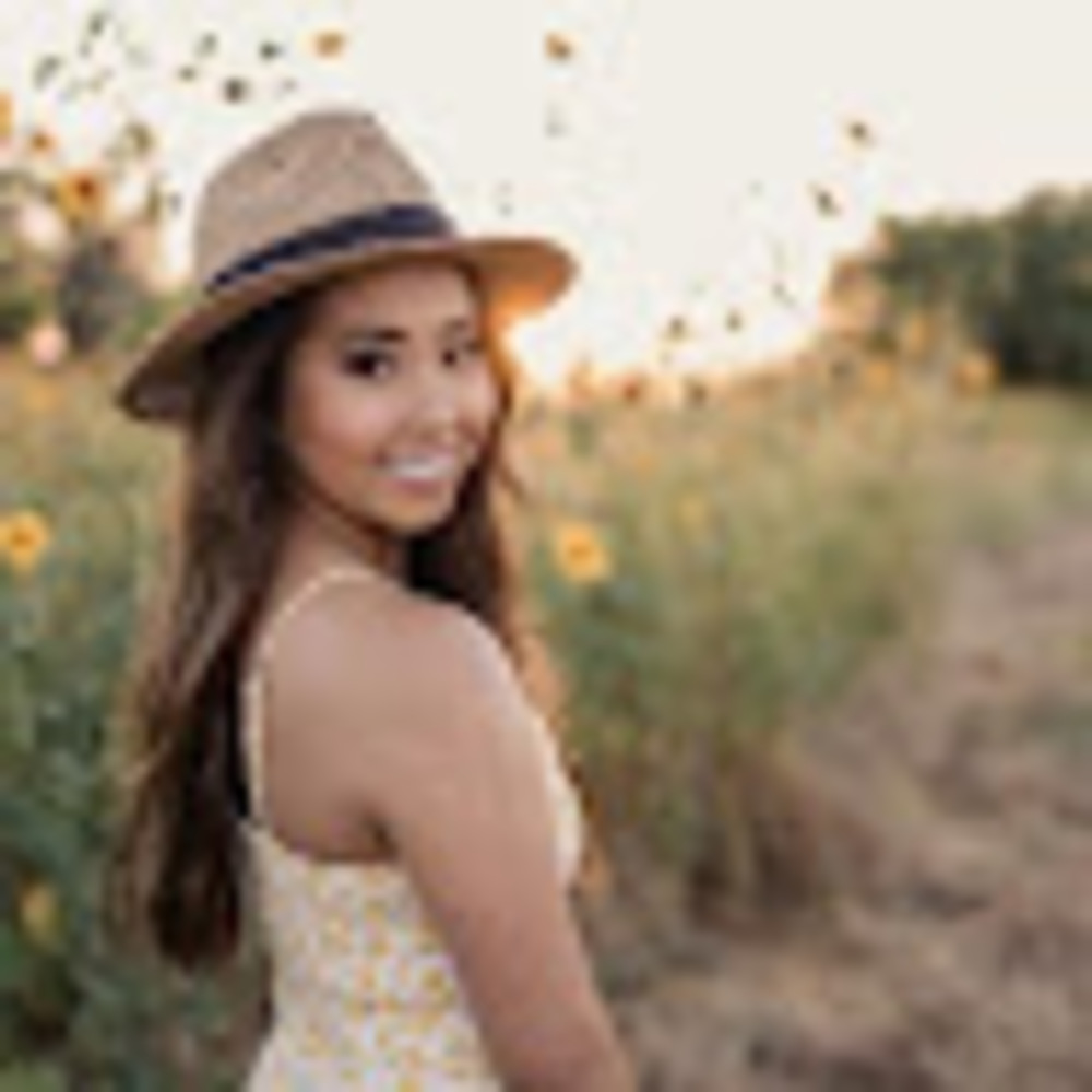 Meet your Posher, Aly Paige